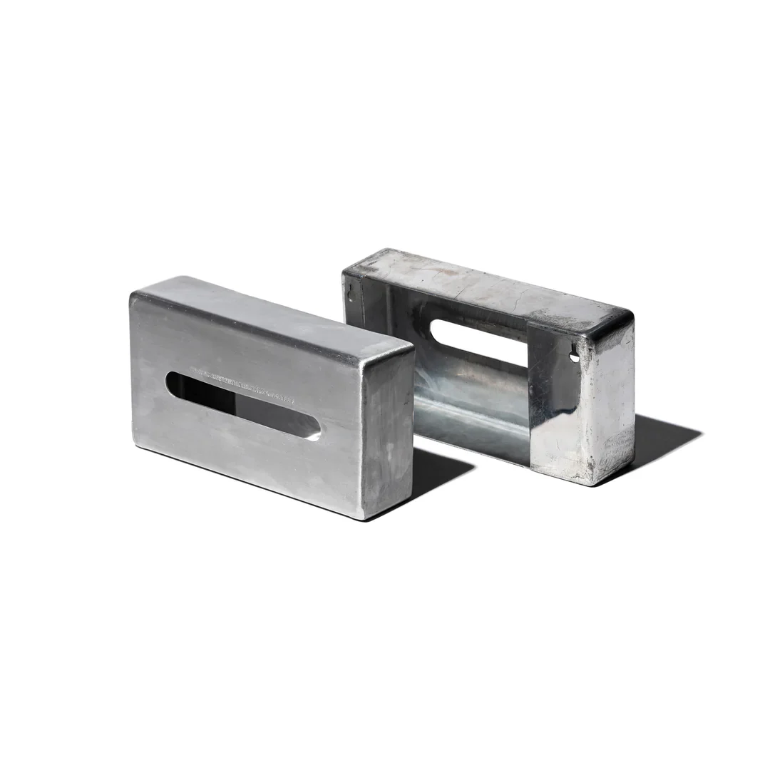ALUMINUM TISSUE CASE - Image 4
