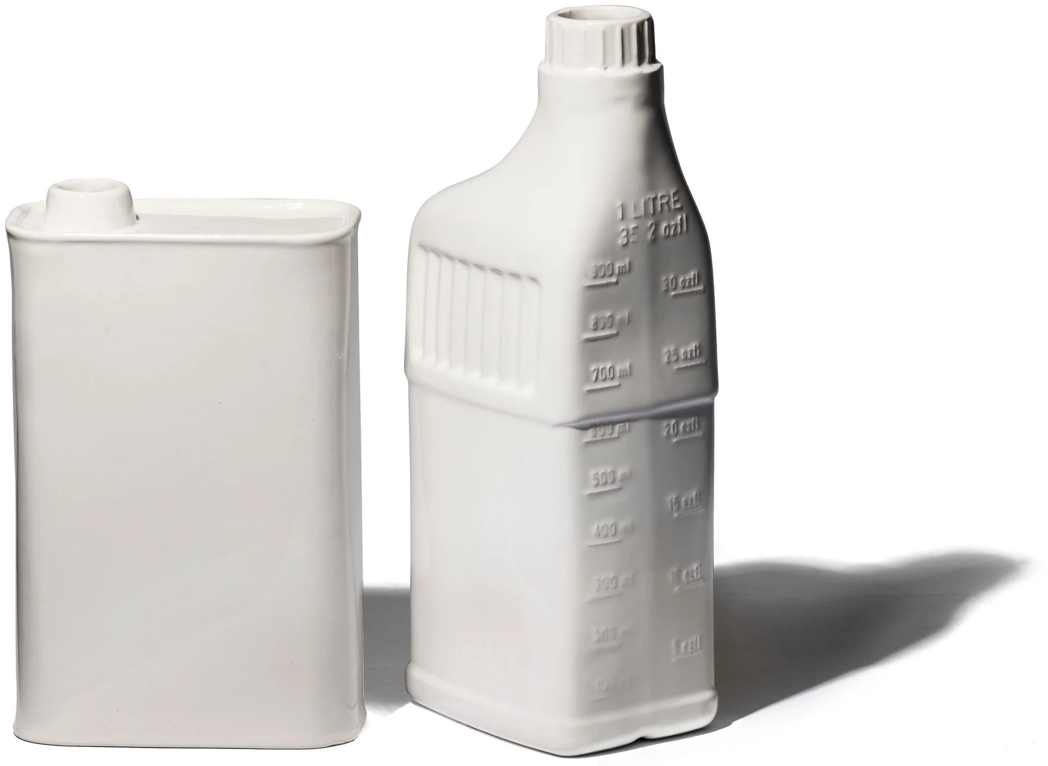 BOTTLE SHAPED FLOWER VASE - Image 3