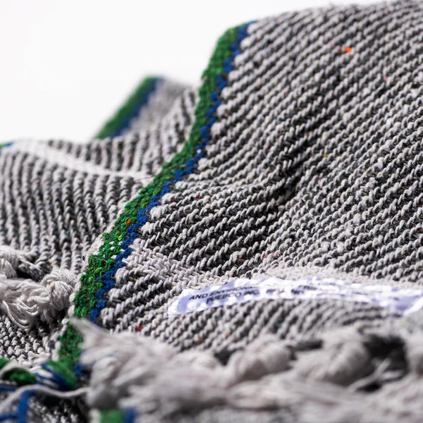 CLUBHOUSE BLANKET - Image 5