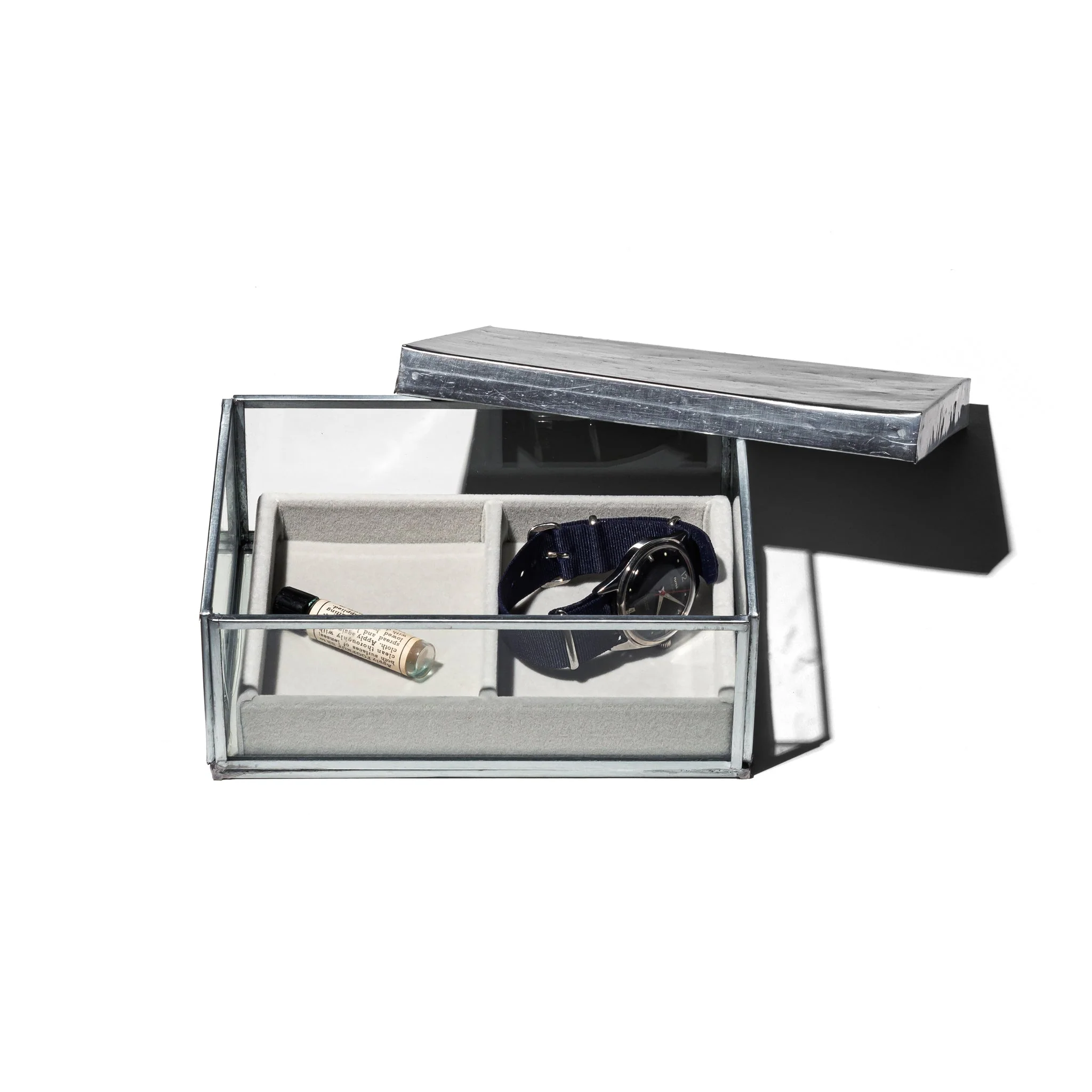 JEWELRY GLASS BOX W/RECYCLE STEEL LID