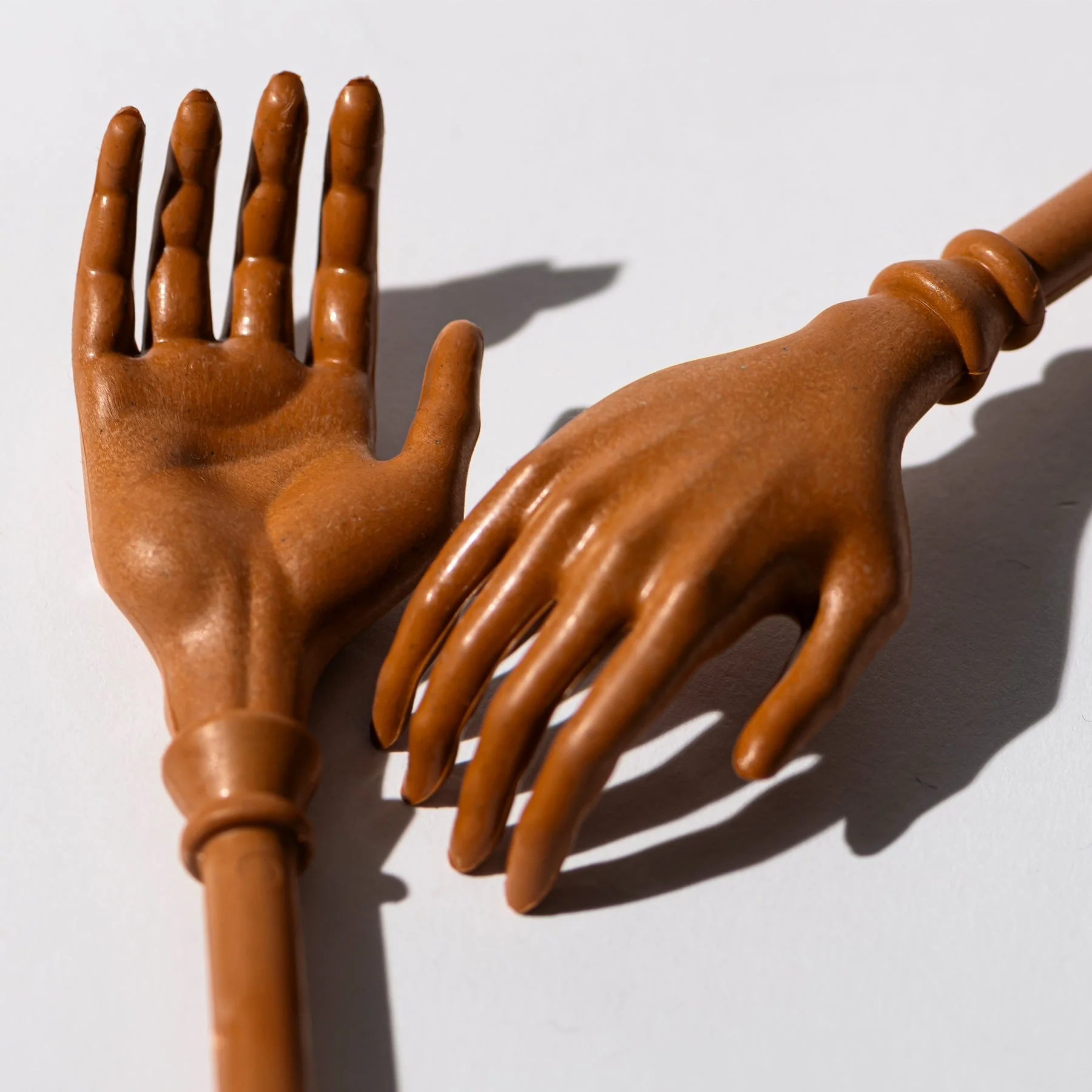 Hand Shaped Back Scratcher - Image 3