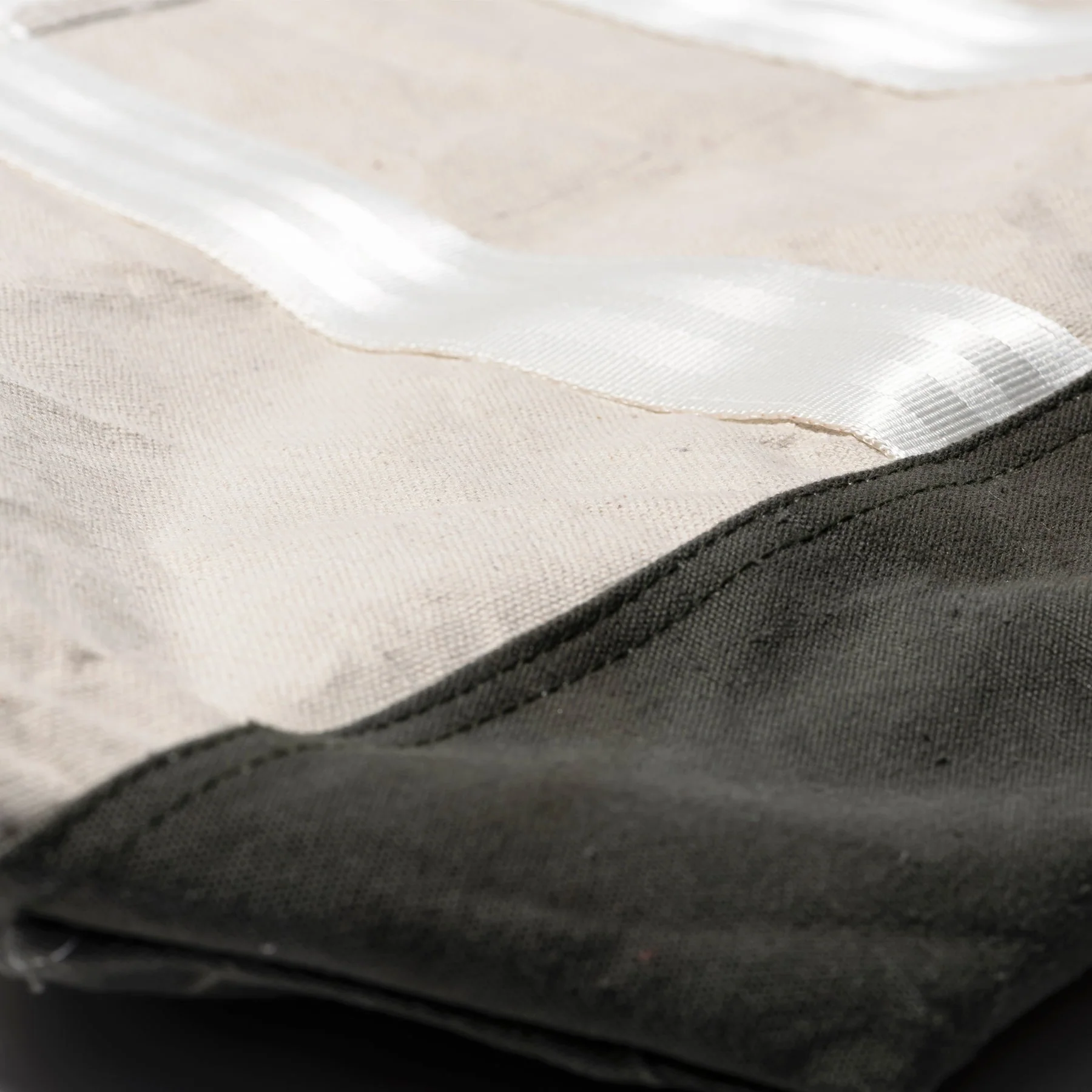 Laminated Fabric X Vintage Fabric Bag - Image 9