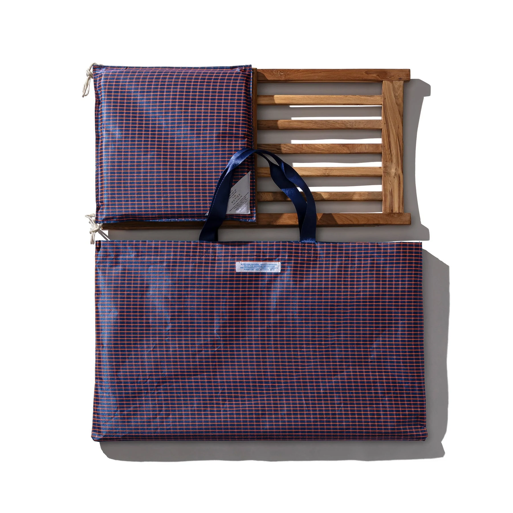 Portable Beach Chair W/Bag - Image 3