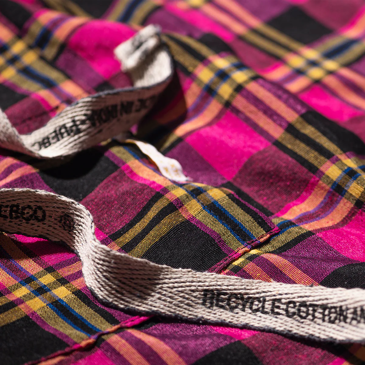 Recycle Cotton Check Apron / Pink - Image 3