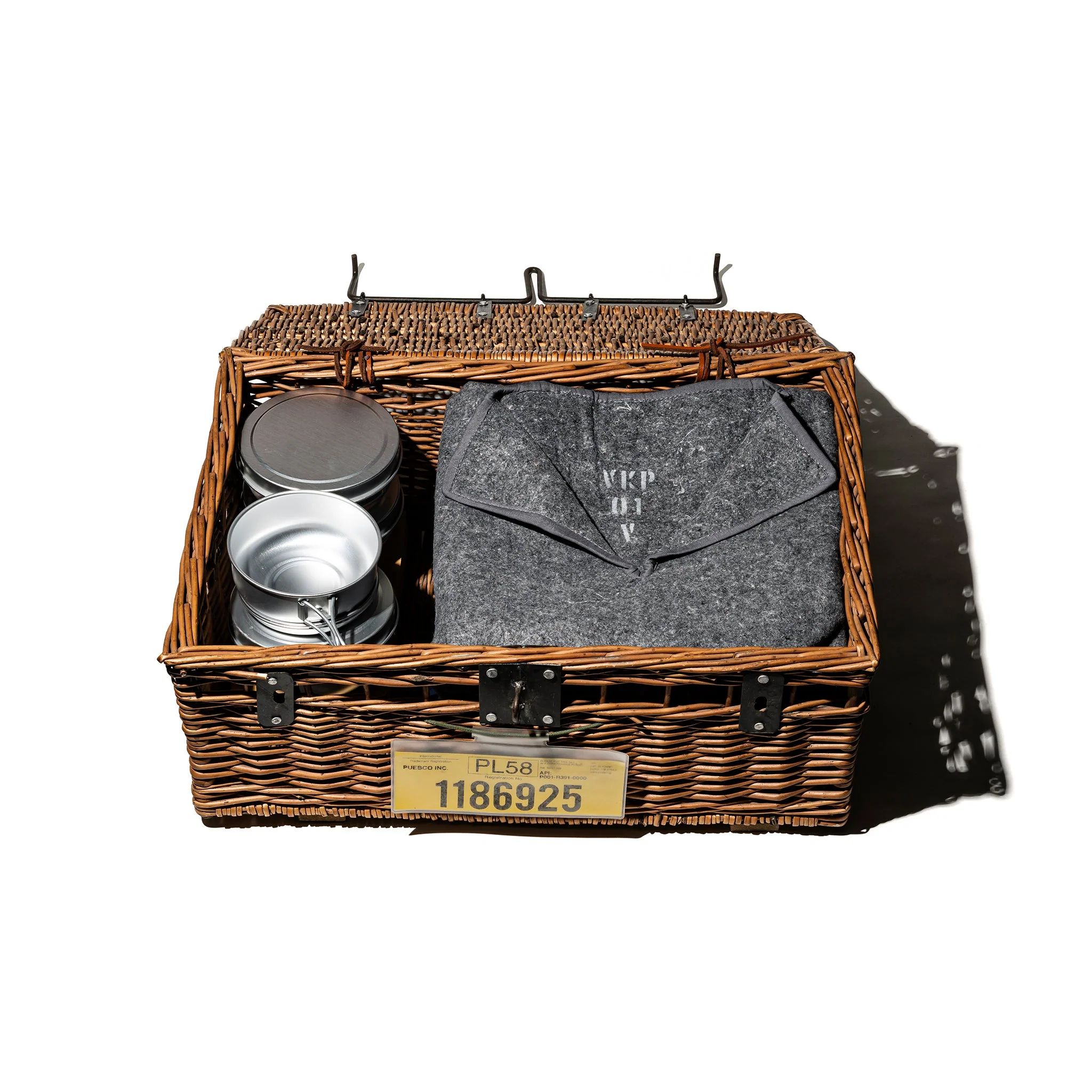 ROUND TRIP BASKET