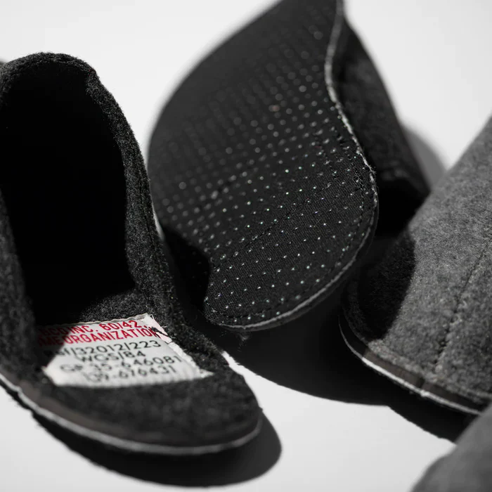 SLIPPERS - Image 10