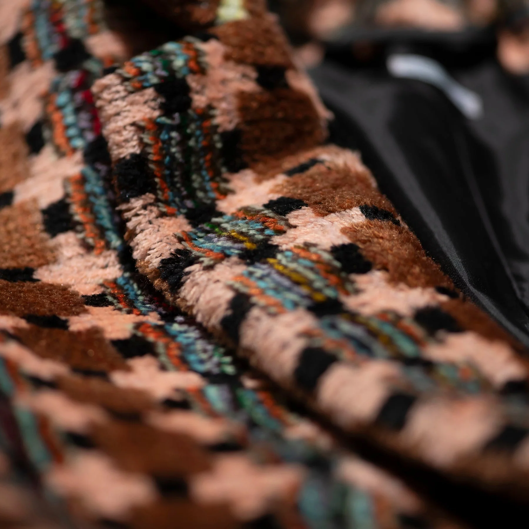 Truck Seat Fabric Collared Coat - Image 4
