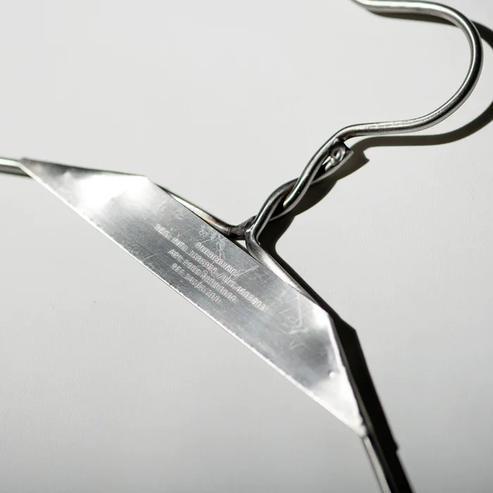 WIRE HANGER - Image 4